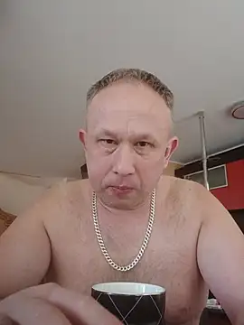 X46x online show from August 4, 4:07 am