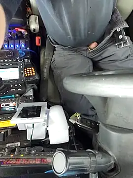 vanscr1 online show from March 19, 1:29 pm