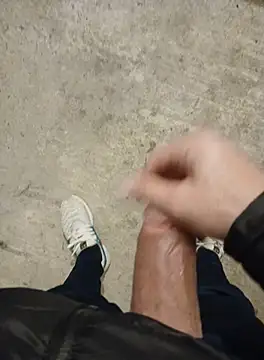 casper0303 online show from October 12, 4:01 pm