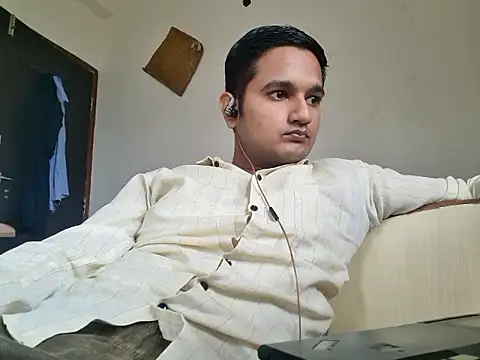 Jonrobinso online show from October 5, 6:06 am