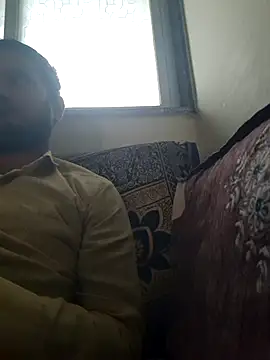 Jonrobinso online show from December 2, 12:05 pm