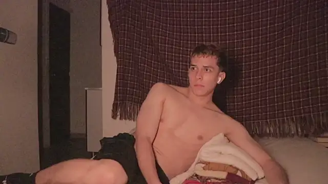 Tony Hoffa online show from December 7, 12:53 am