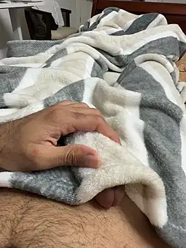 aquamanishere online show from April 18, 10:20 pm