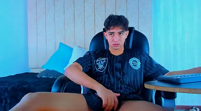 Muichiro tokito1 online show from March 17, 4:29 am