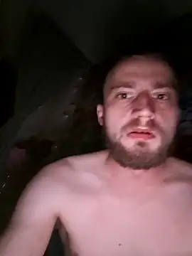 wariacik0024 online show from April 8, 10:51 pm