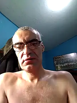 Snapshot of hugosafado333 chatting on March 2, 4:36 pm hugosafado333 online show from March 2, 4:36 pm