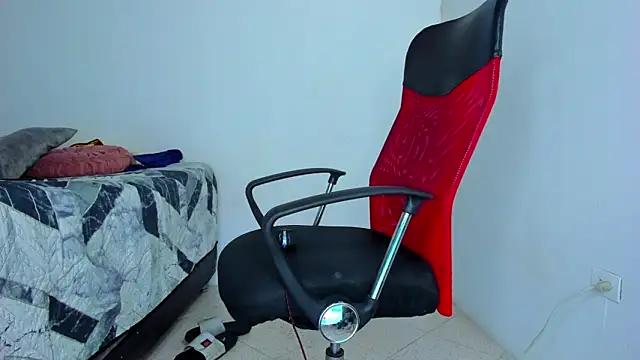 edwin mosquera1 online show from March 8, 3:10 am