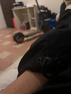 pignoufe online show from March 19, 11:08 pm