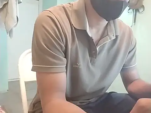 Snapshot of vicky0805 chatting on March 17, 9:01 am vicky0805 online show from March 17, 9:01 am