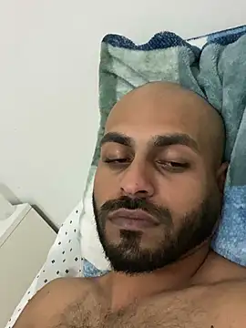 Snapshot of islandvybee55 chatting on December 11, 3:26 am islandvybee55 online show from December 11, 3:26 am