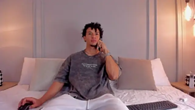 Dominick star online show from October 27, 4:04 am