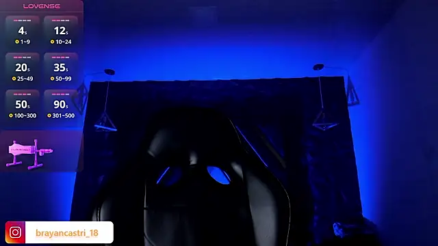 Ian Castillo  online show from March 4, 11:50 am