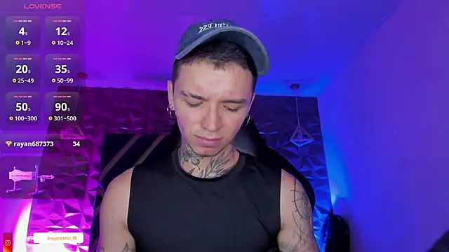 Ian Castillo  online show from April 8, 12:04 pm