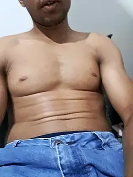 ultilizadormor online show from February 21, 10:48 pm