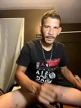 Snapshot of Chico_Bellaco chatting on September 20, 4:56 am Chico Bellaco online show from September 20, 4:56 am