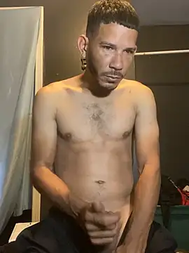 Snapshot of Chico_Bellaco chatting on September 22, 12:37 pm Chico Bellaco online show from September 22, 12:37 pm