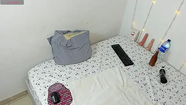 Benjamin Buster online show from September 15, 6:59 am