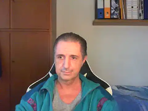 lliuk70mi online show from December 22, 1:44 pm