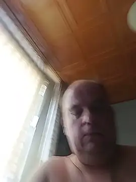 bigi441980 online show from June 23, 5:45 am