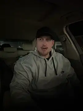 bigred0808 online show from February 18, 6:55 am