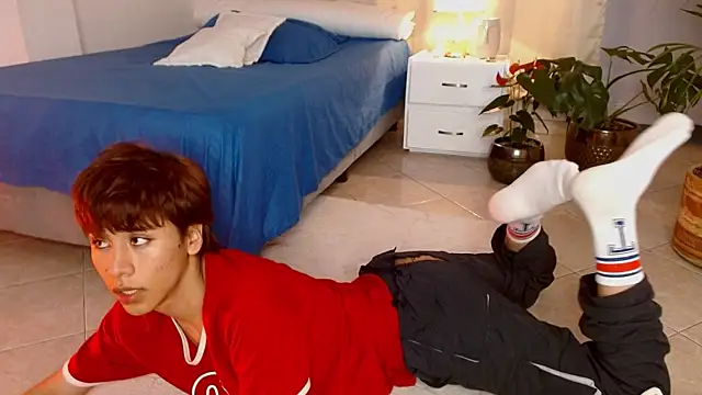 Tommyfoxboy online show from February 3, 2:13 pm