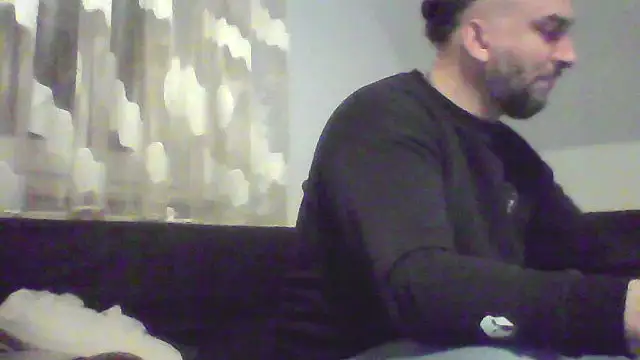 Snapshot of NewyorkDimi chatting on February 19, 11:36 pm NewyorkDimi online show from February 19, 11:36 pm