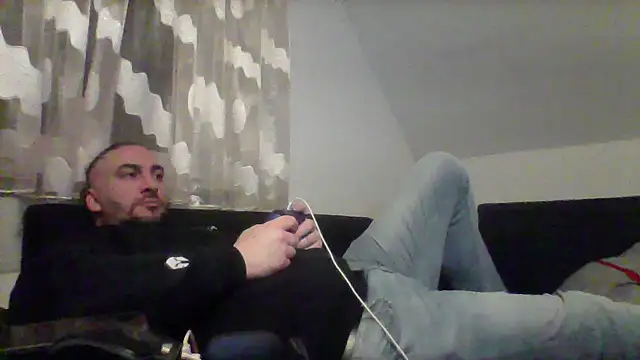 Snapshot of NewyorkDimi chatting on February 20, 11:54 pm NewyorkDimi online show from February 20, 11:54 pm