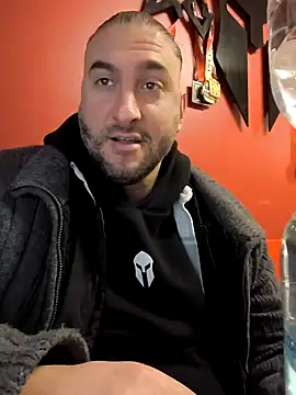 Snapshot of NewyorkDimi chatting on December 9, 7:03 pm NewyorkDimi online show from December 9, 7:03 pm