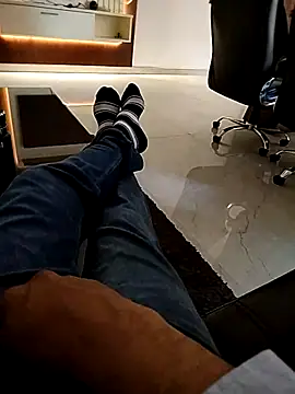 Delhi28 online show from July 4, 5:43 am