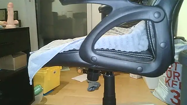 Snapshot of xtc1992 chatting on March 8, 6:14 pm xtc1992 online show from March 8, 6:14 pm