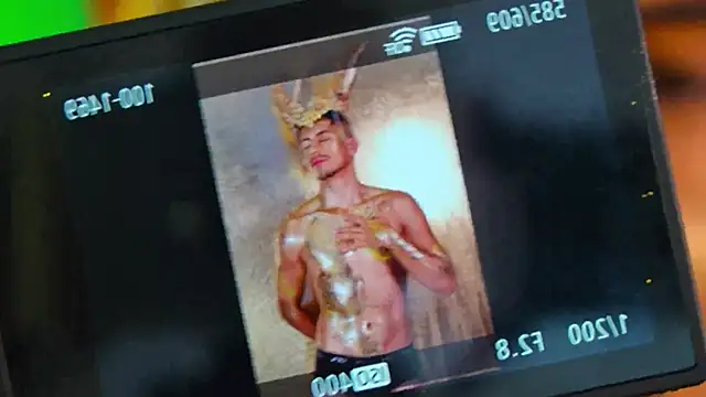 Aaronfox x online show from December 28, 5:03 pm