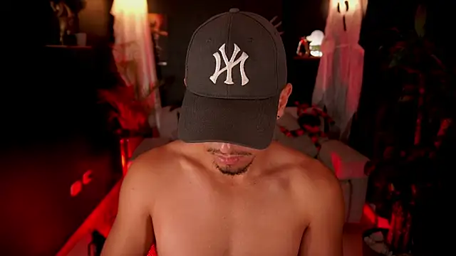 Aaronfox x online show from October 3, 11:26 am