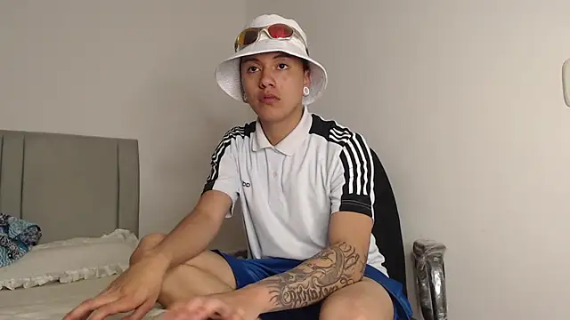 alex-lover online show from February 3, 2:53 am