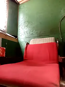 Chocolate factory man online show from December 14, 11:39 am