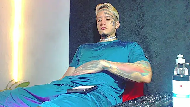 daimond hope666 online show from January 1, 4:07 am