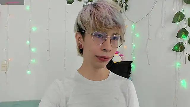  Jakke online show from December 31, 10:56 pm