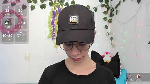  Jakke online show from December 8, 6:06 pm