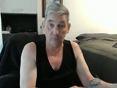 ChunkyMonkey007 online show from December 26, 1:18 am