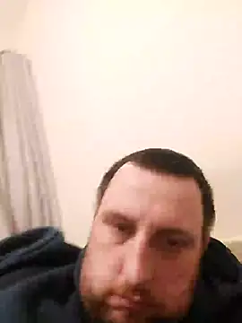 HE-M123 online show from December 8, 8:25 pm