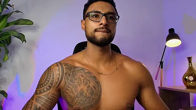 LiamGarcia1 online show from January 14, 3:11 am