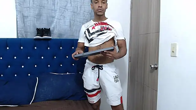 Salomon koude online show from January 25, 3:19 am