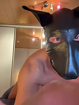 PlayDog123 online show from April 22, 1:49 pm