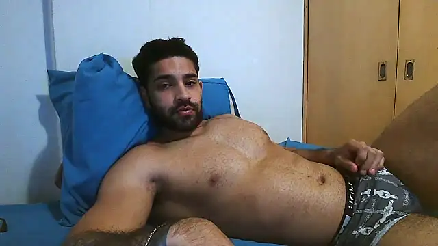 Snapshot of macho_fit chatting on September 17, 6:31 pm macho fit online show from September 17, 6:31 pm