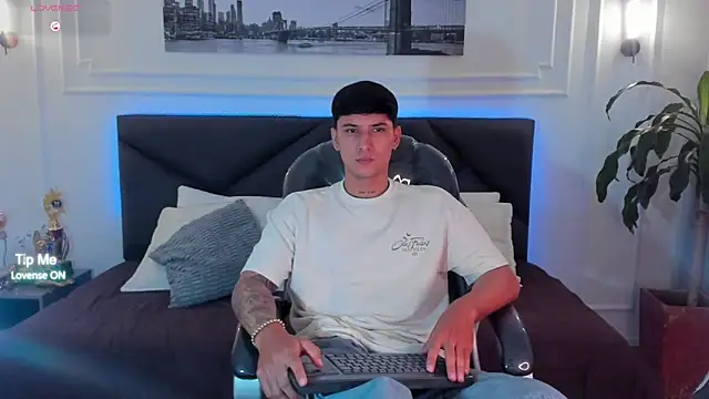 Damian23   online show from March 21, 1:26 pm