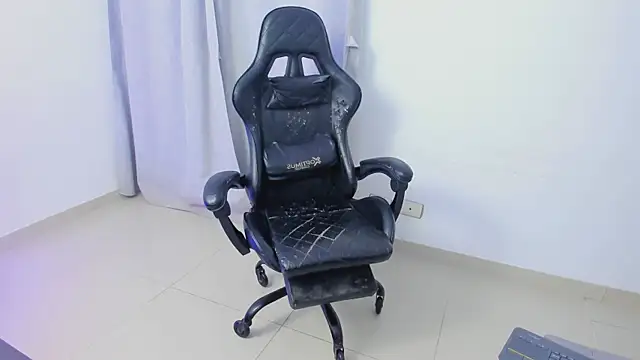 Michaelferrel online show from November 26, 1:52 am