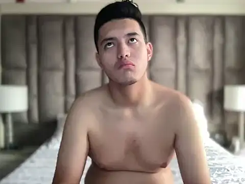 alexandergrey760886 online show from July 8, 12:31 pm