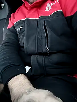 Snapshot of Loveepussyy chatting on January 9, 3:55 pm Loveepussyy online show from January 9, 3:55 pm