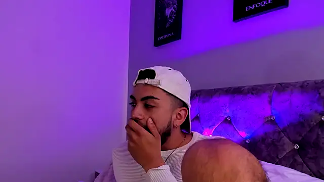 Brian Kiim online show from January 31, 9:48 pm