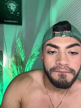 Brian Kiim online show from March 1, 9:48 pm