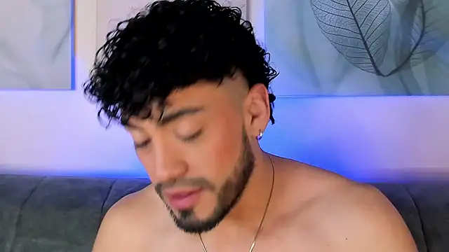 Brian Kiim online show from December 18, 12:51 pm